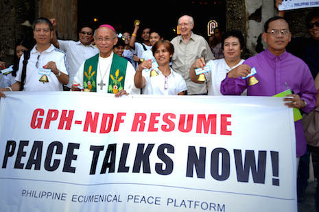 <p>Archbishop Antonio Ledesma of Cagayan de Oro on Sunday leads peace advocates in calling for the resumption of negotiations between the government and communist rebels (Photo by D'Jay Lazaro)</p>