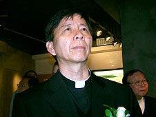Pope appoints Chinese to senior Vatican role thumbnail