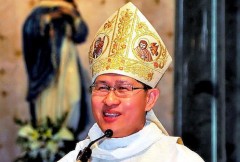 Tagle welcomes 'extraordinary' new pope