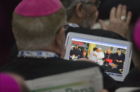 A closer look at Pope Francis' airborne engagement with the press
