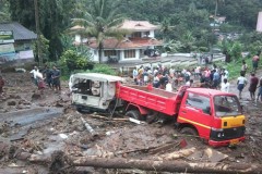 Kerala hit by worst floods in two decades