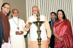 Modi tells Christians his govt will ensure religious freedom
