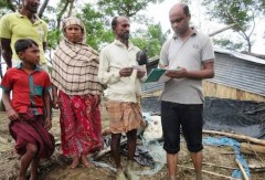 Caritas in Bangladesh hands out cash to thousands hit by flooding