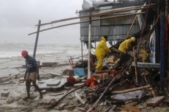 Caritas joins government in helping Bangladesh cyclone victims
