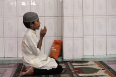 Muslims in Myanmar fearful during Ramadan 