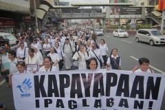 Philippine faith groups warn against 'rogue' governance