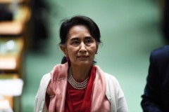 Alarmed over conflict, Kachin bishops meet Aung San Suu Kyi 