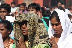 Lenten sacrifices made by India's impoverished tribal people 