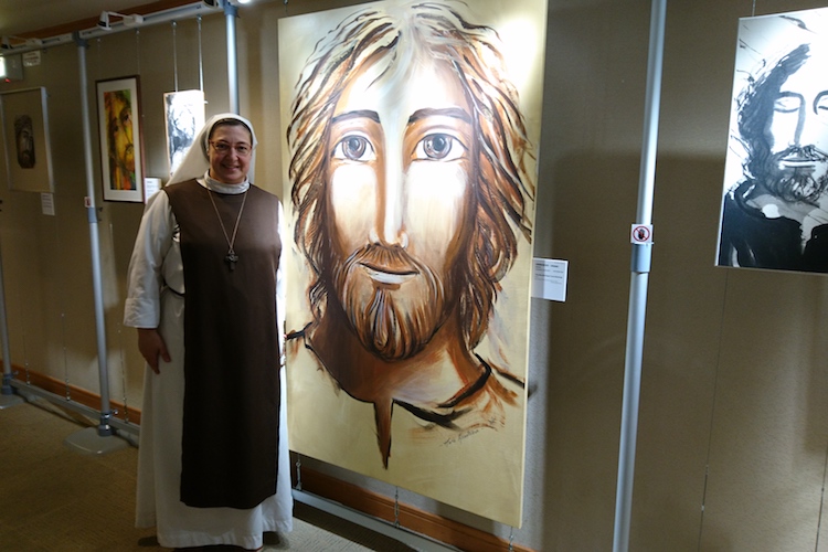 Nun spreads God's love through art