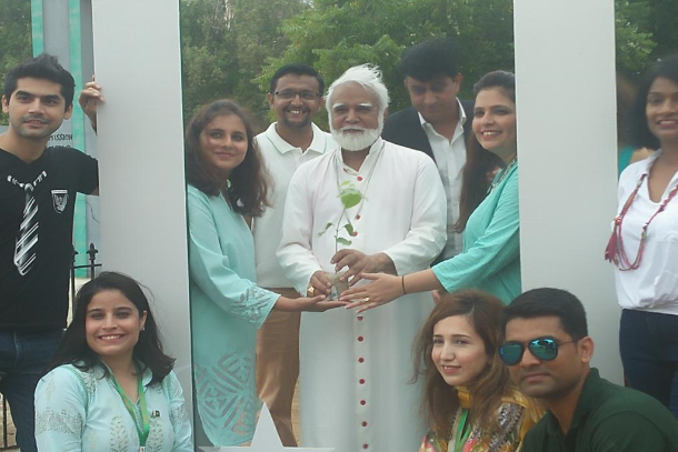 Pakistan cardinal leads 'Green Pakistan' campaign