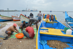 Indian fishermen become heroes of Kerala flood