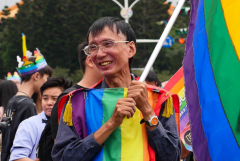 Taiwan introduces gay marriage bill