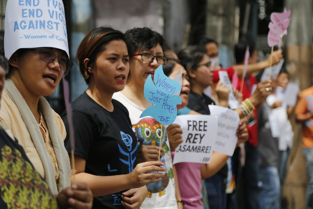 Filipino women demand more benefits 
