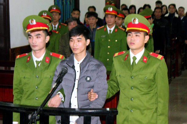 Imprisoned Vietnamese blogger in solitary confinement