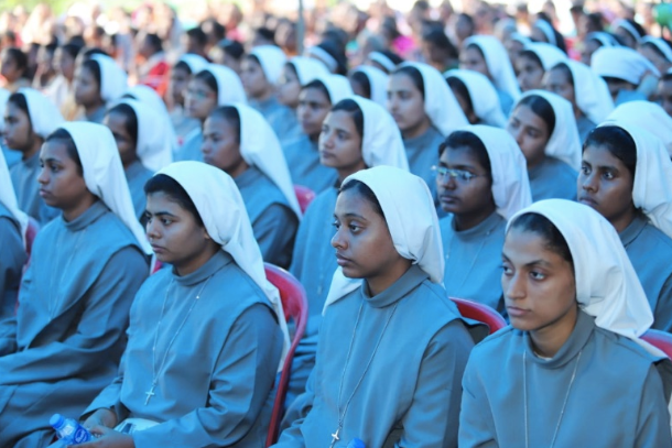 India's new saint thanked in national celebration