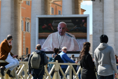 Pope says Covid-19 offers chance to discover a new closeness