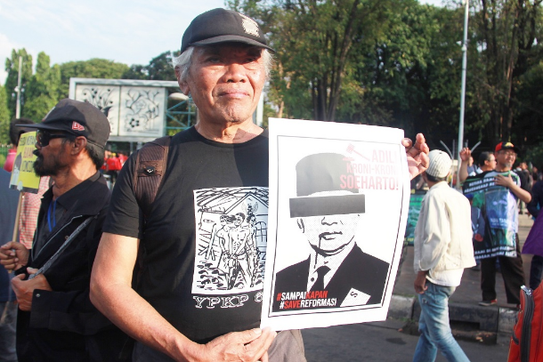 Indonesian anti-communist purge victim wins Gwangju Prize