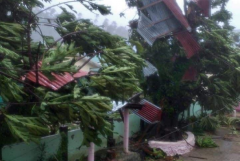 Typhoon threatens Covid relief in Philippines