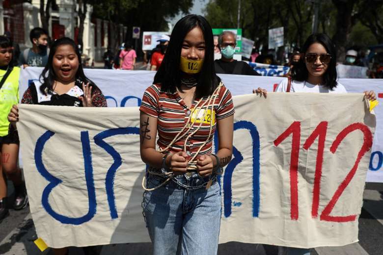 Teenage Thai protester faces lese majeste charge