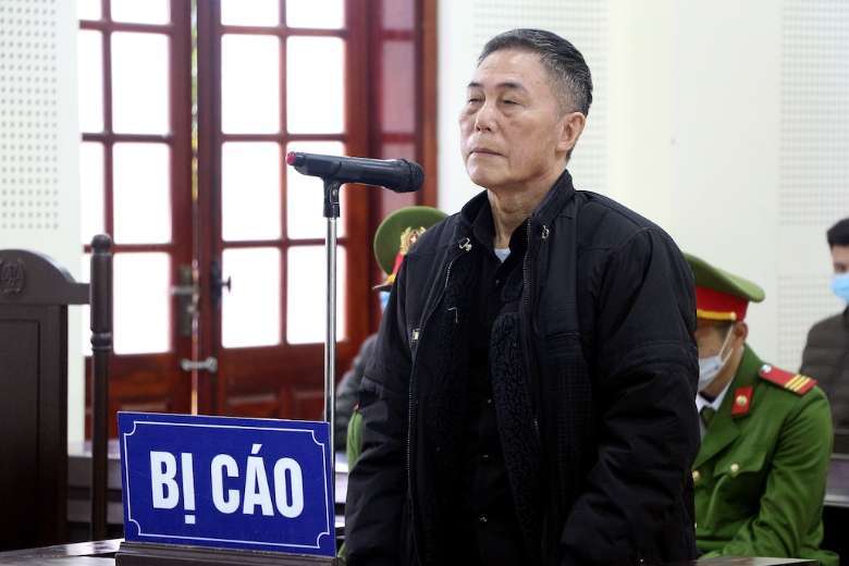 Vietnamese poet jailed for 12 years for subversion