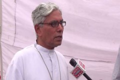 Indian archbishop fasts to spell out Covid-19 danger