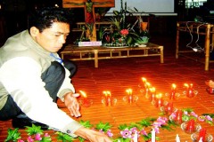 Paschal candles, grains of incense treasured in Vietnam