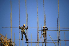 Catholic group finds wage theft in US construction industry