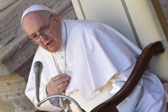 Pope invites Lebanese Christian leaders to Vatican