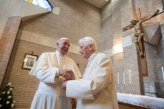 Pope praises retired pontiff on anniversary of priestly ordination