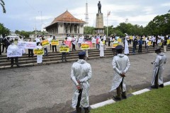 Catholic schools join online teaching strike in Sri Lanka