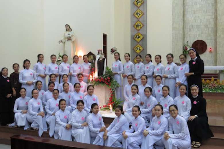 Vietnam's Catholic institutes brace for Covid-19 closure 