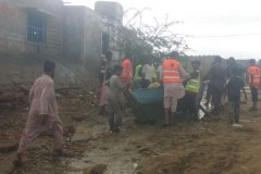 Caritas Pakistan volunteers rescue fishermen amid cyclone