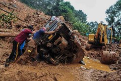 Flash floods, landslides kill 24 in southern India