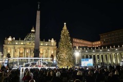 Vatican Christmas to feature indigenous Peruvian crèche