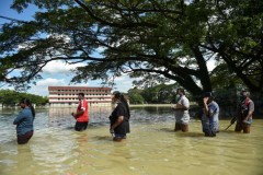 Malaysia flood death toll rises to 27