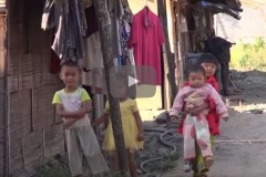 Villagers flee fighting in Myanmar's Shan state