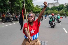 Indonesia arrests Papuan students for waving banned flag