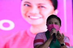 Philippine candidate backers see red at priests in pink 