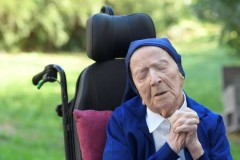 Keep going: French Catholic nun eyes new longevity record