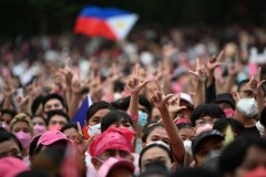 Catholic priests tackle mental fallout of Filipino polls