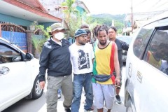 Priest calls for release of arrested Papuan activists