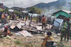 Indonesian police at center of Papua arson attacks row