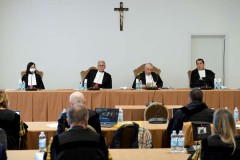 'Holy oil': Trial sheds new light on proposed Vatican investment