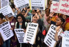 Gang-raped Indian woman 'numb' after attackers released