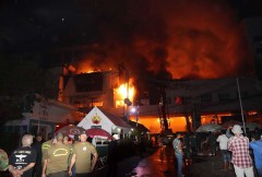 Ten killed in huge hotel-casino fire on Cambodian border