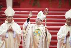 Vietnamese Catholics welcome two new bishops