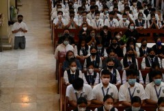 7 out of 10 Catholics pray every day in the Philippines 