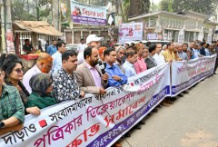 Bangladesh govt shuts down opposition newspaper