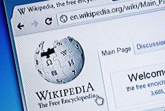 Pakistan PM 'unblocks' Wikipedia website 