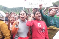 Church groups back villagers on Indonesia’s power project row